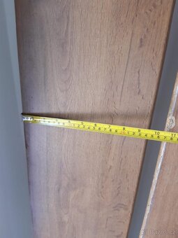 Dva použité parapety - dekor dub - 186cm x 24cm - 4
