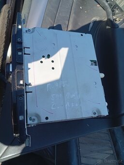 FORD MONDEO MK4, S-MAX, GALAXY ORIG. RÁDIO SONY Z RV 2010 - 4