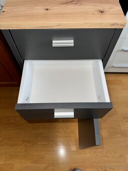 Koupelnové skříňky - 4