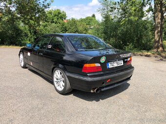 Bmw e36 V8, závodní - 4