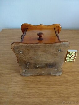 Mlýnek na kávu - 4