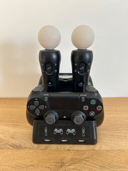 PS4 PRO + VR headset + kamera + 4 ovladače - 4