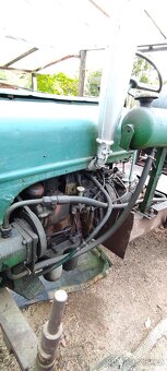 Traktor s motorem ZETOR 25 - 4