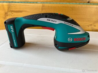 Prodám aku nůžky Bosch ASB 10,8 Li Set - 4