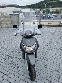 Piaggio Beverly 250 ie - 4