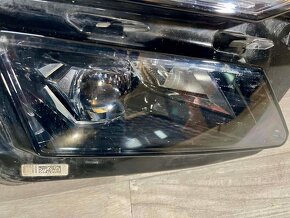 ŠKODA KAROQ světlo PP CRYSTAL LIGHTING 57B941036 - 4