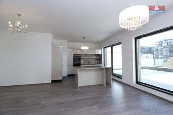 Pronájem bytu 4+kk, 139 m², v Praze 3, ul. Jana Želivského - 4