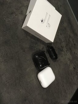 Apple airpods - 4