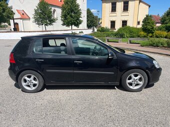 REZERVOVÁNO VW Golf 5 1.4 16v do 8.6. Sleva - 4