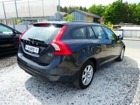 Volvo V60 2.0D 120kW D4,A/T,Servis Volvo - 4
