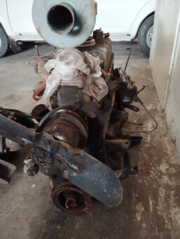 Motor,převodovka a diferenciál Škoda - 4