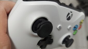 Xbox One S 1TB - 4