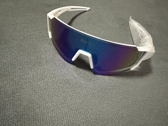 Nové fotochromatické a polarizační cyklistické brýle SCVCN - 4