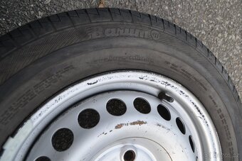 VW T5,T6 (6.1) - Sada pěkných letních kol 205/65R16C zánovní - 4