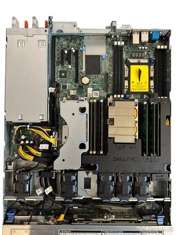 DELL R440 Xeon 3106, 48GB RAM, SAS 8x600GB, PERC H330,2x550W - 4