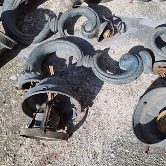 Starožitný bronzový lustr - 4