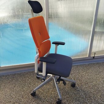 Kancelářská židle Steelcase Please s podhlavníkem - 4