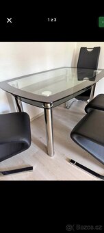 Jídelní houpací židle a skleněný jídelní stůl - 4