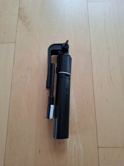 Teleskopická tyč tripod pro selfie foto s bluetooth černá - 4