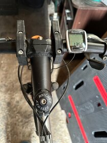 RockMachine Thunder 19,5 alu rám - 4