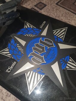 Snowboard s vázáním a botama - 4