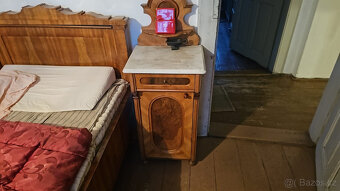 Starší nábytek - 4