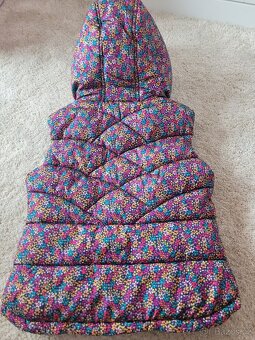 Dívčí vesta Next 122 - 4