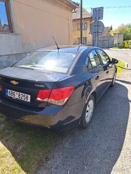 Chevrolet Cruze - 4