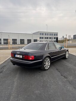 Audi S8 D2 - 4