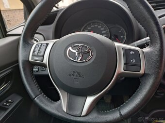 Toyota Yaris 2013 NM 1.3 - 4
