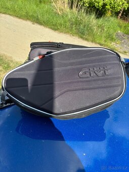 Brašny na moto Givi - 4
