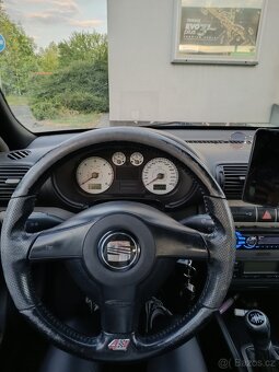 Seat Leon FR 1,9 TDI 110kw - 4