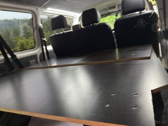 Volkswagen Transporter - 4