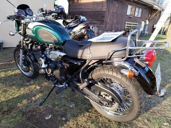 Triumph Thunderbird 900 Sport - 4