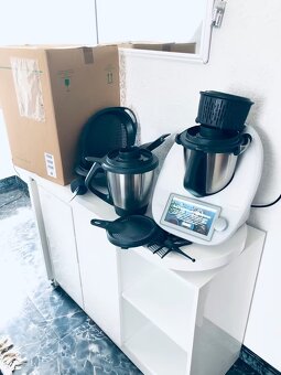 Thermomix TM6 se 2 hrnci - 4