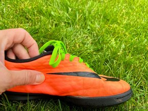 Turfy+kopačky vel.35-Nike - 4