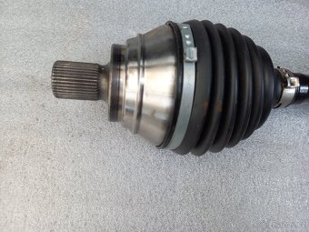 Škoda octavia 3 poloosa 5QO407271DB - 4