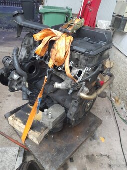 Transit 2.4tddi motor - 4