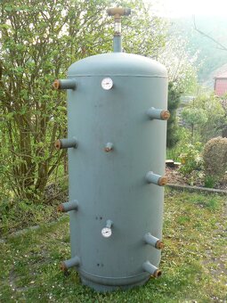 Akumulační nadrž Regulus 600 l - 4