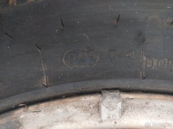 205/70 15 - 4