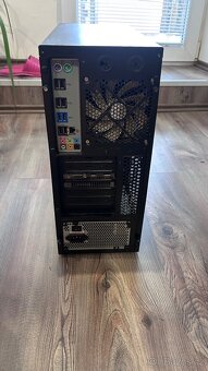 Herní/Kancelářský stolní počítač - 4