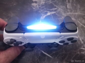 Prodám úplně nový bezdrátový bluetooth ovladač na Playstatio - 4