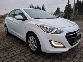 HYUNDAI i30 1.4 16V 74kw - 4