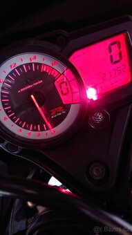 Suzuki GSX-R 750 K10 - 4