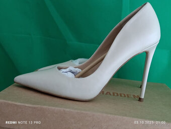 Steve Madden vel.39 - 4