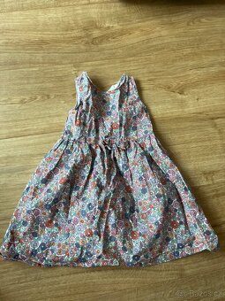 Značkové dívčí oblečení 104 letní - 4