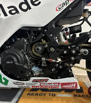 KAWASAKI SSP300 - 4