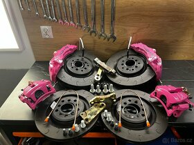 Kompletní brzdový kit BREMBO 18z - 5x100 - 4