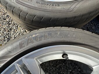 Originál ALU kola Audi A4 / A5 b9 pneu Goodyear - 4