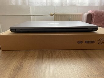 ASUS X515M (šedá barva) – 15,6", 8GB RAM, SSD 256GB - 4